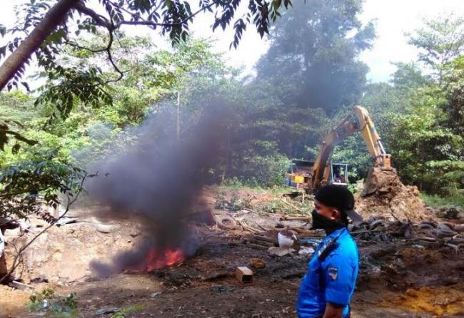 Penertiban Babi Selesai, Ditpam Pagari Kawasan Rindu Malam 1 dan 2